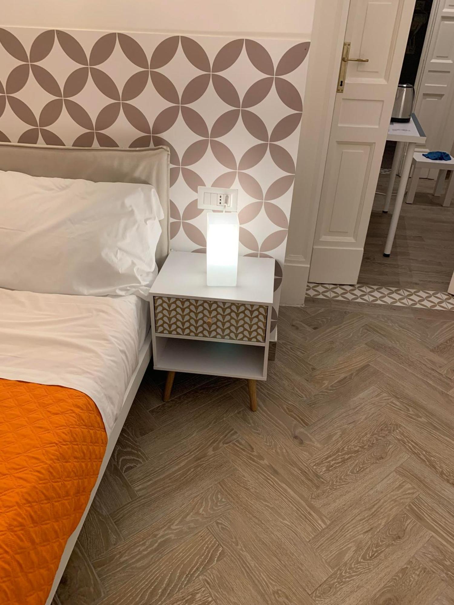 Serghouse Neapol Zewnętrze zdjęcie
