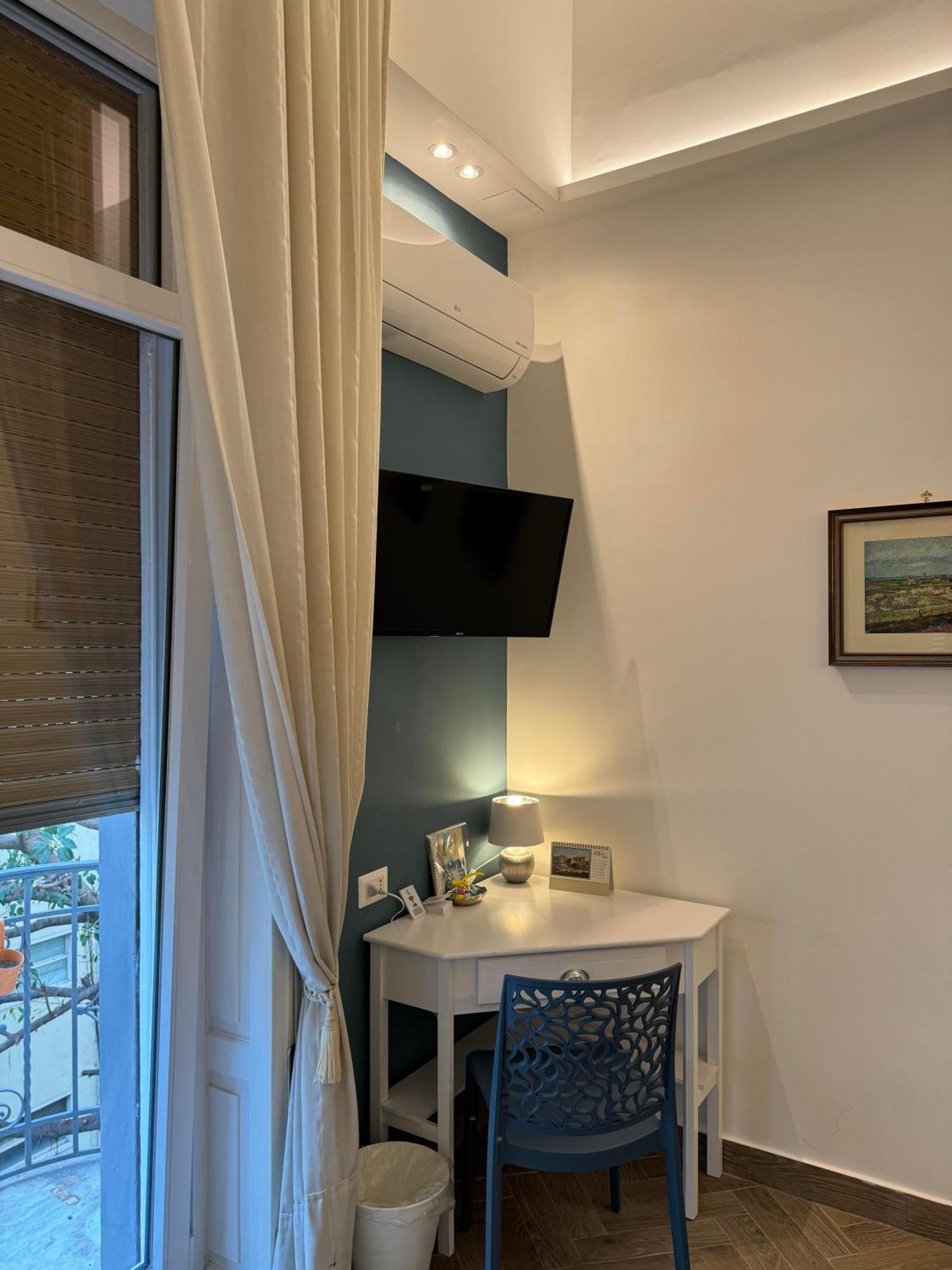 Serghouse Neapol Zewnętrze zdjęcie